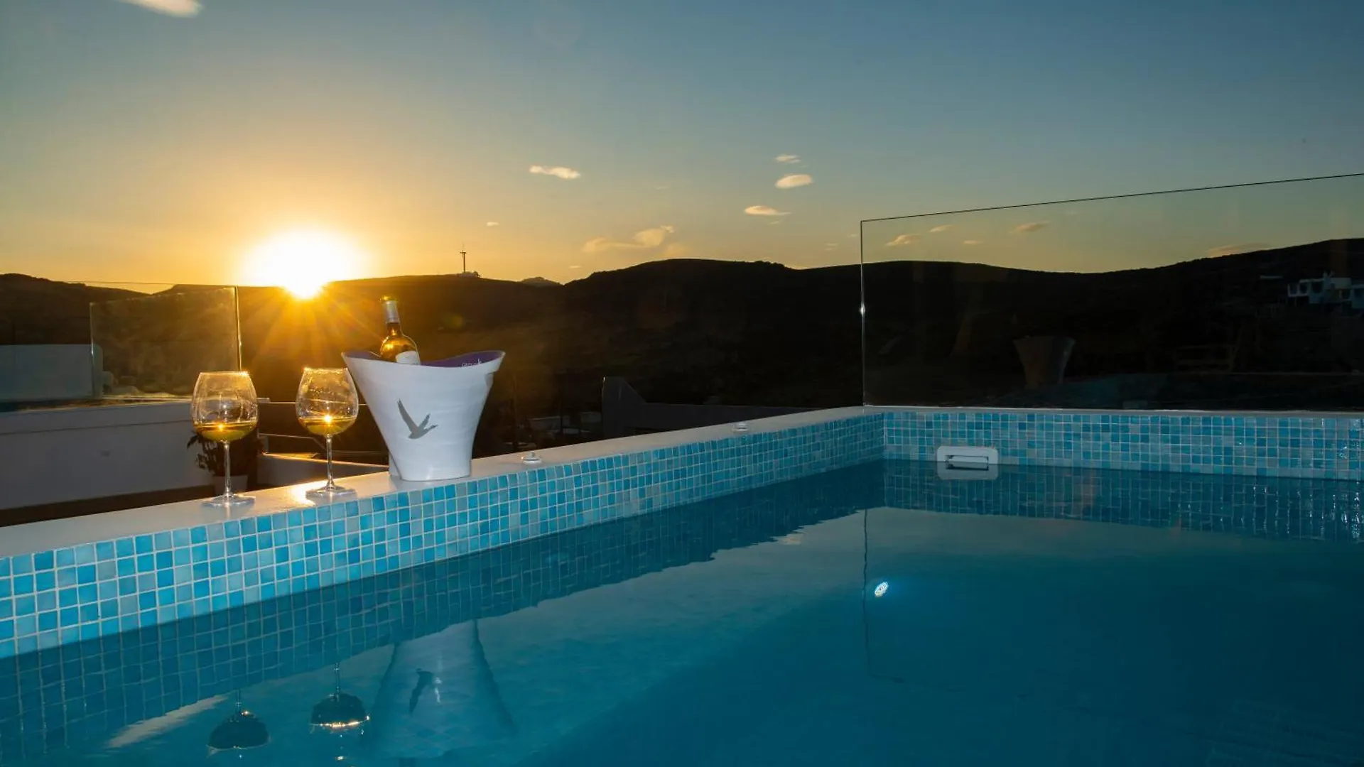 펜션 Myrsini'S Luxury Suites Merchia Mykonos Town