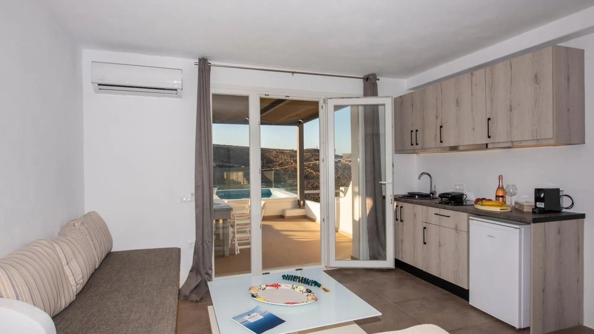 Myrsini'S Luxury Suites Merchia Mykonos Town
